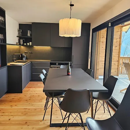 Alpine Retreat House Surc * Rateče