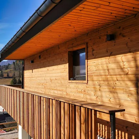 Alpine Retreat House Surc Tatil Evi Rateče