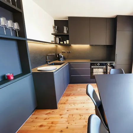 Alpine Retreat House Surc Дом отдыха